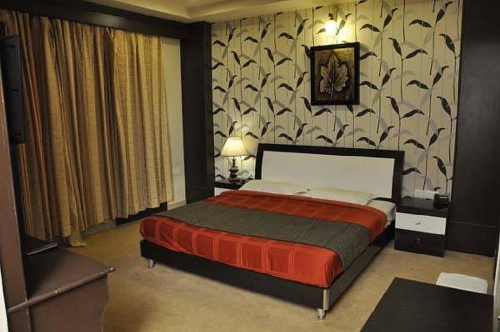 Hotel Seven Sky Clarks Exotica Bhuj Zimmer foto